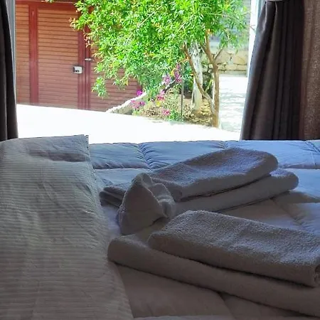 Elvish Garden Boutique 4*