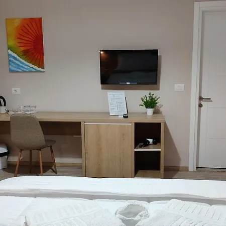 Bed & Breakfast Elvish Garden Boutique Berat