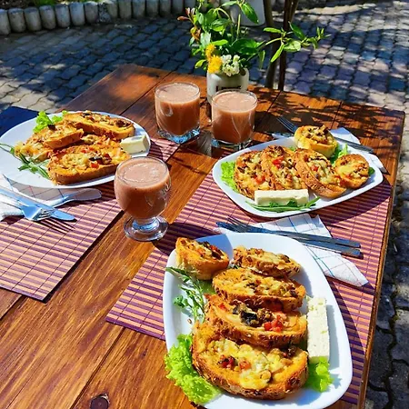 Elvish Garden Boutique 4*