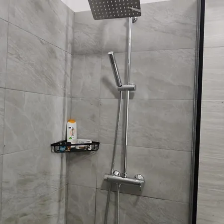 Elvish Garden Boutique 4* בראט