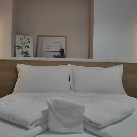 Elvish Garden Boutique Bed & Breakfast Berat