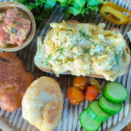 Elvish Garden Boutique Bed & Breakfast