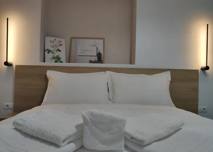 Elvish Garden Boutique Bed & Breakfast Berat