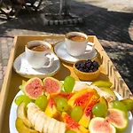 Bed & Breakfast Elvish Garden Boutique Berat