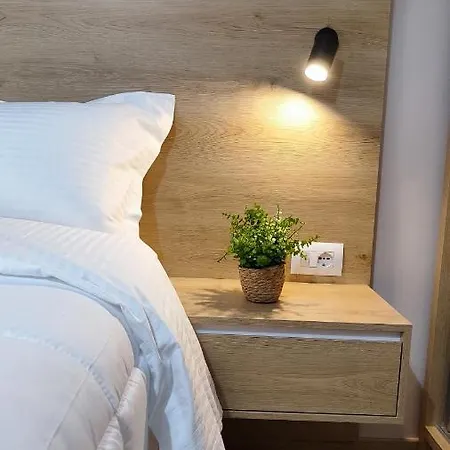 Elvish Garden Boutique 4*