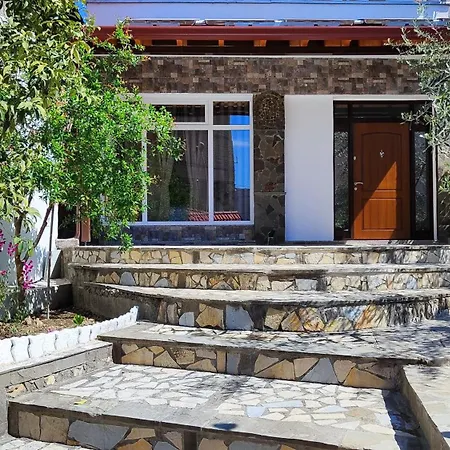 Panzió Elvish Garden Boutique 3*