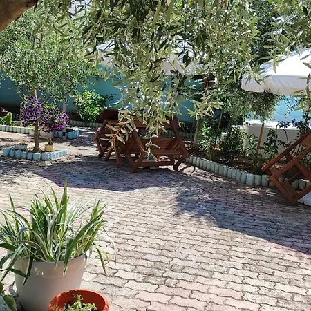 Elvish Garden Boutique Panzió