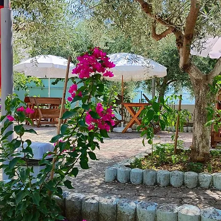 Elvish Garden Boutique 3* Berat