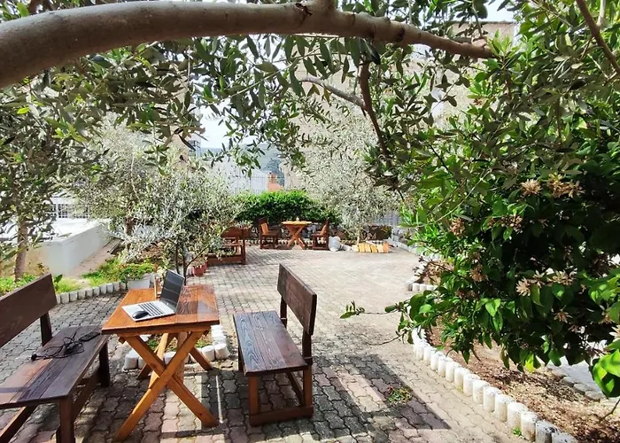 Elvish Garden Boutique 4* Berati